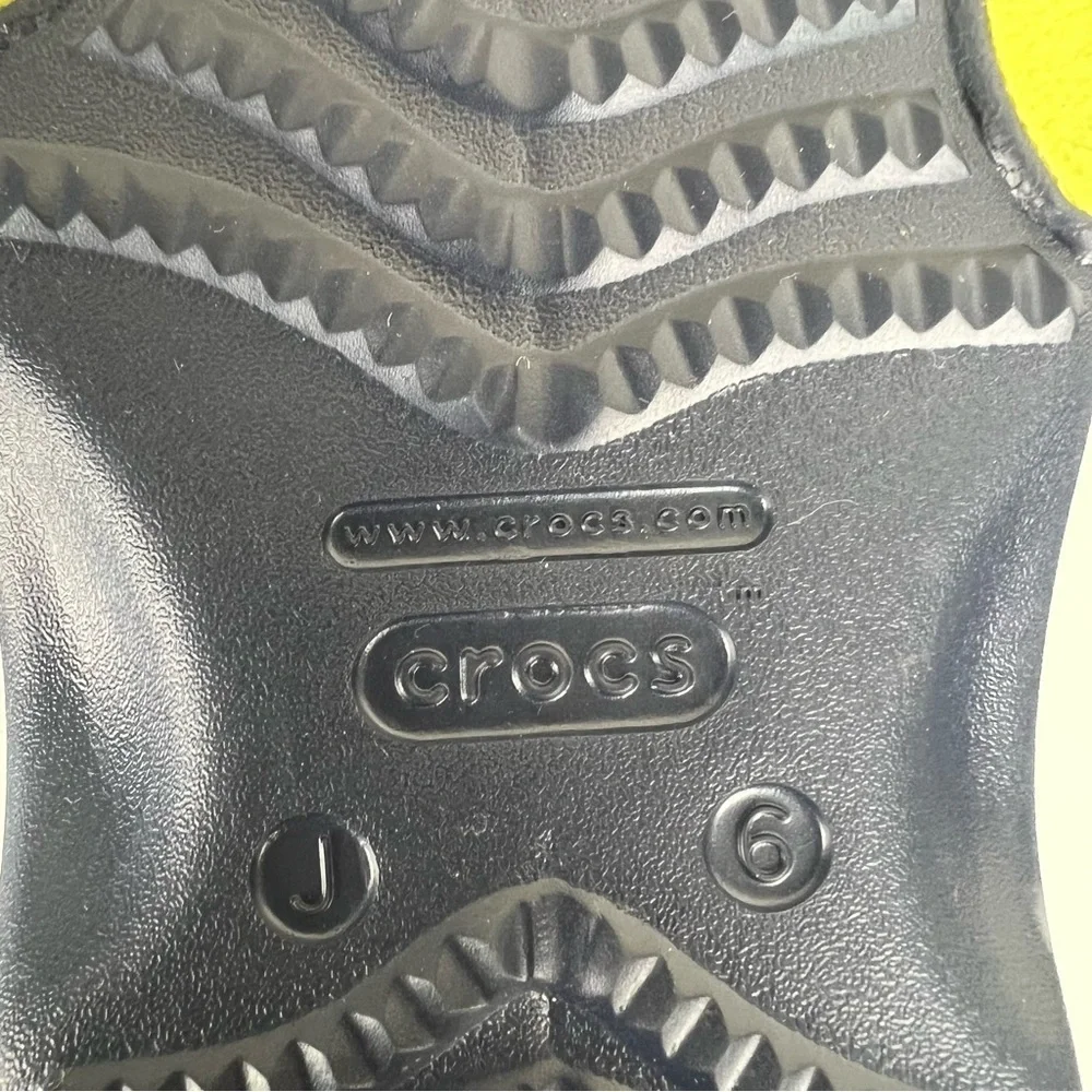 Crocs | Unisex All Terrain Sandal Navy Yellow | 6